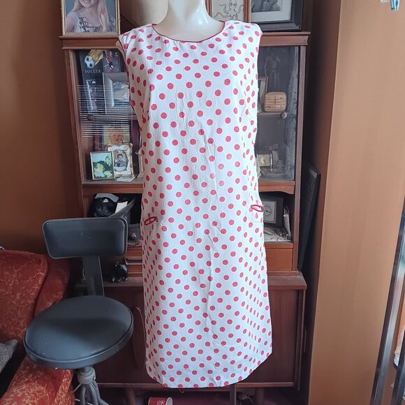 10 1OF1 Vintage 1960's Sleeveless Pink Polka Dot Shift Dress Piping Mod Party - Picture 2 of 7